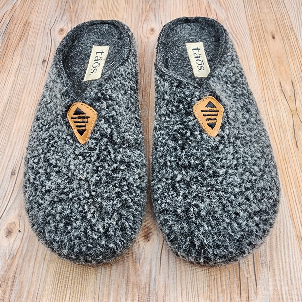 Taos My Sweet Wool Clogs Women Size 7.5/EU 38 Gray Slip On Comfort Slide Slipper